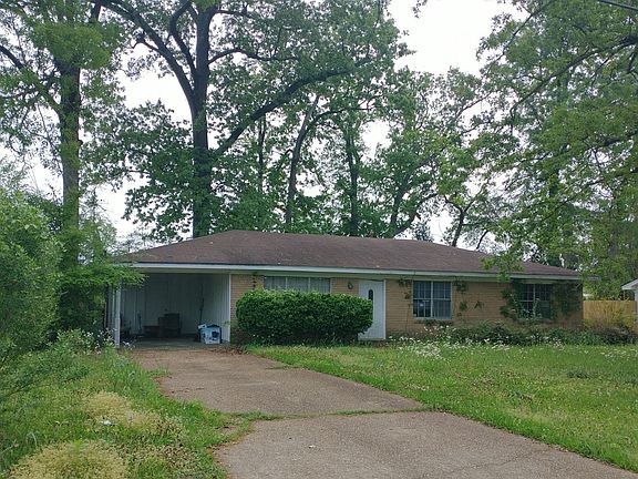 3rd image of 125 Shady Ln