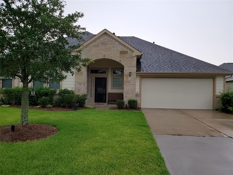 1st image of 22303 Stonebridge Crossing Ln
