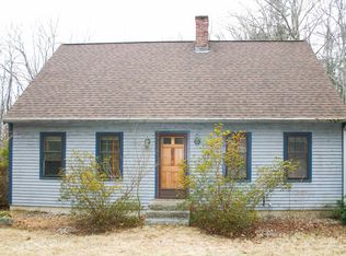 85 McCrillis Rd, Nottingham, NH 03290