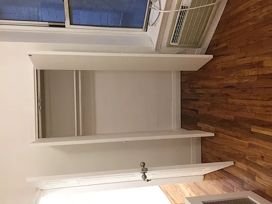 Rented by Bravado Real Estate LLC | media 16