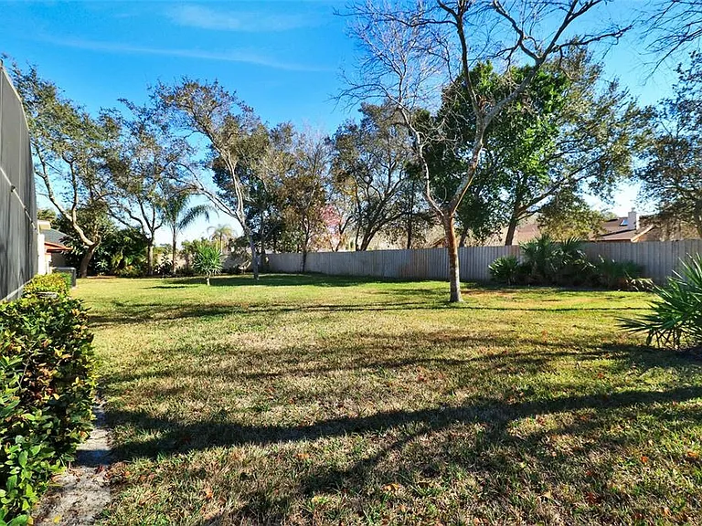 4318 Woodtree Ln — Photo 48