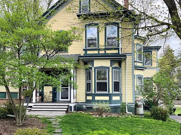 10 Wurts Avenue, New Paltz, NY 12561