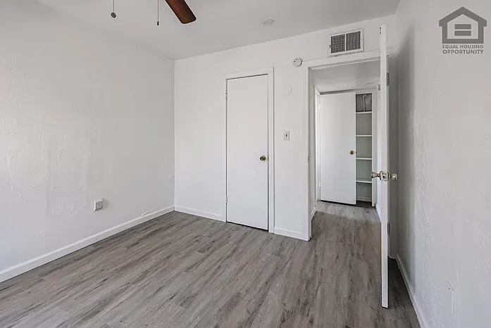3315 E Cambridge Ave #3 — Photo 18