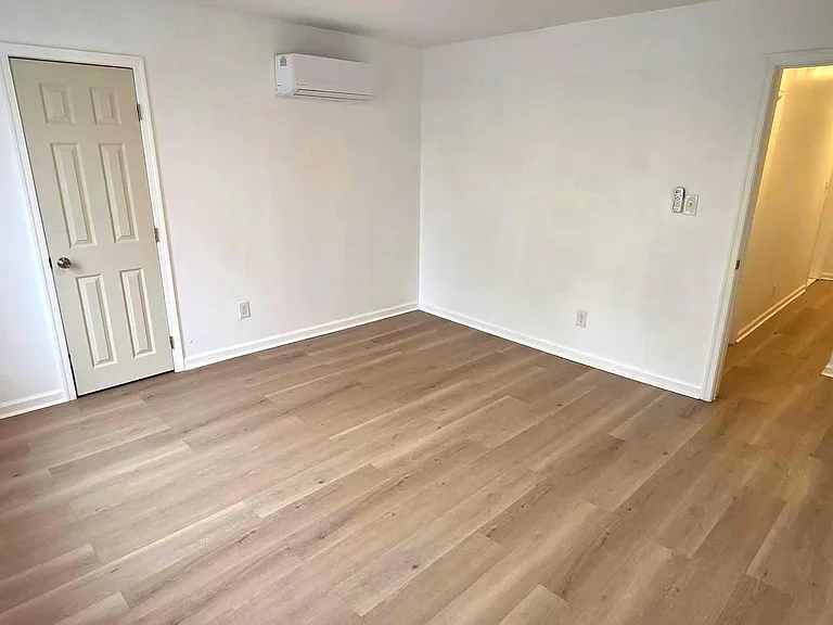 6233 Chew Ave — Photo 25