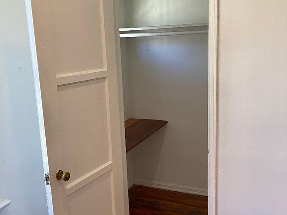 2nd image of 4212 Los Feliz Blvd