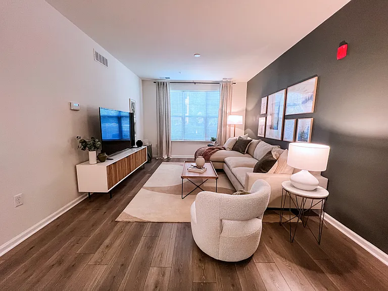 TGM Creekside Village — Photo 5