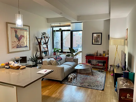 Rented by Owner | media 22