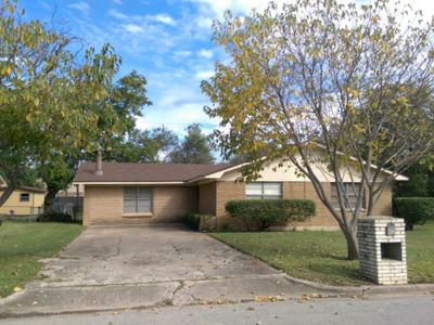 1003 Dossett Dr, Waco, TX, 76705