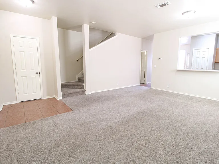 10216 Lateleaf Oak — Photo 3