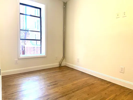 Rented by Corcoran | media 31