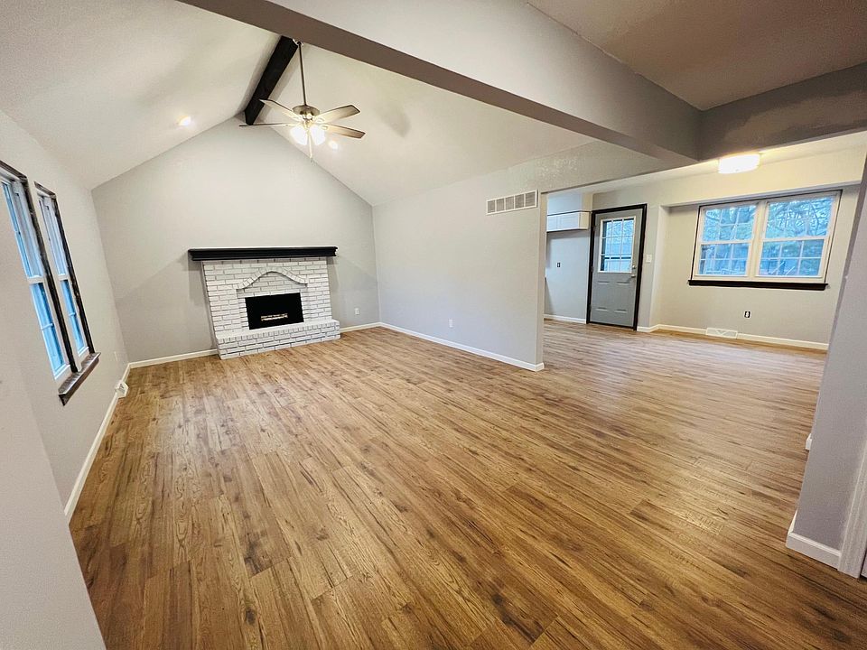 Open Living Area