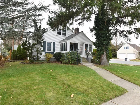 73 Fletcher Ave, Manasquan, NJ 08736