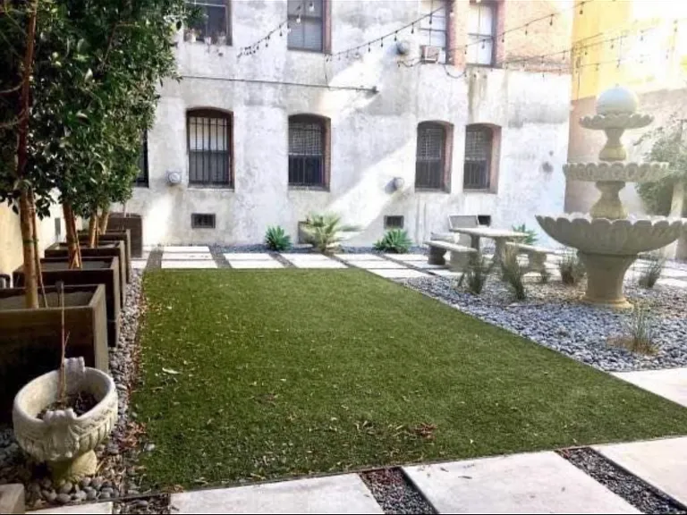 357 S Alvarado St — Photo 23