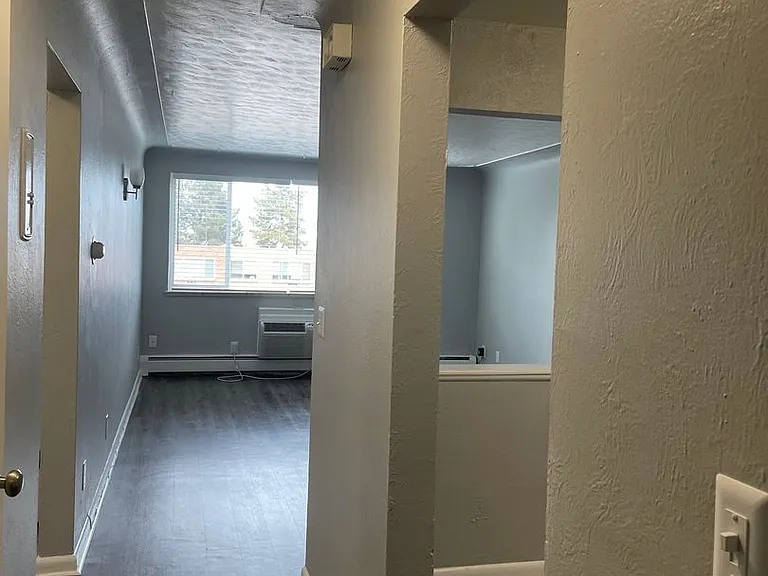 154 W Powers Cir — Photo 10