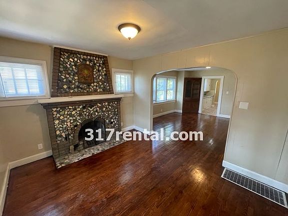 2nd image of 2026 Koehne St