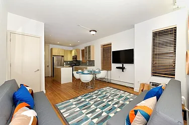 Rented by Eisenberg Exclusives