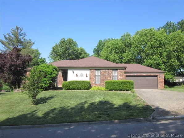 1124 Carriage Lane, New Albany, IN 47150