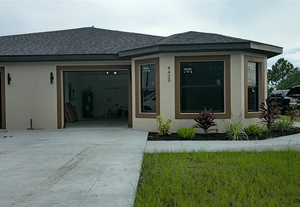 1st image of 4429 26th St SW