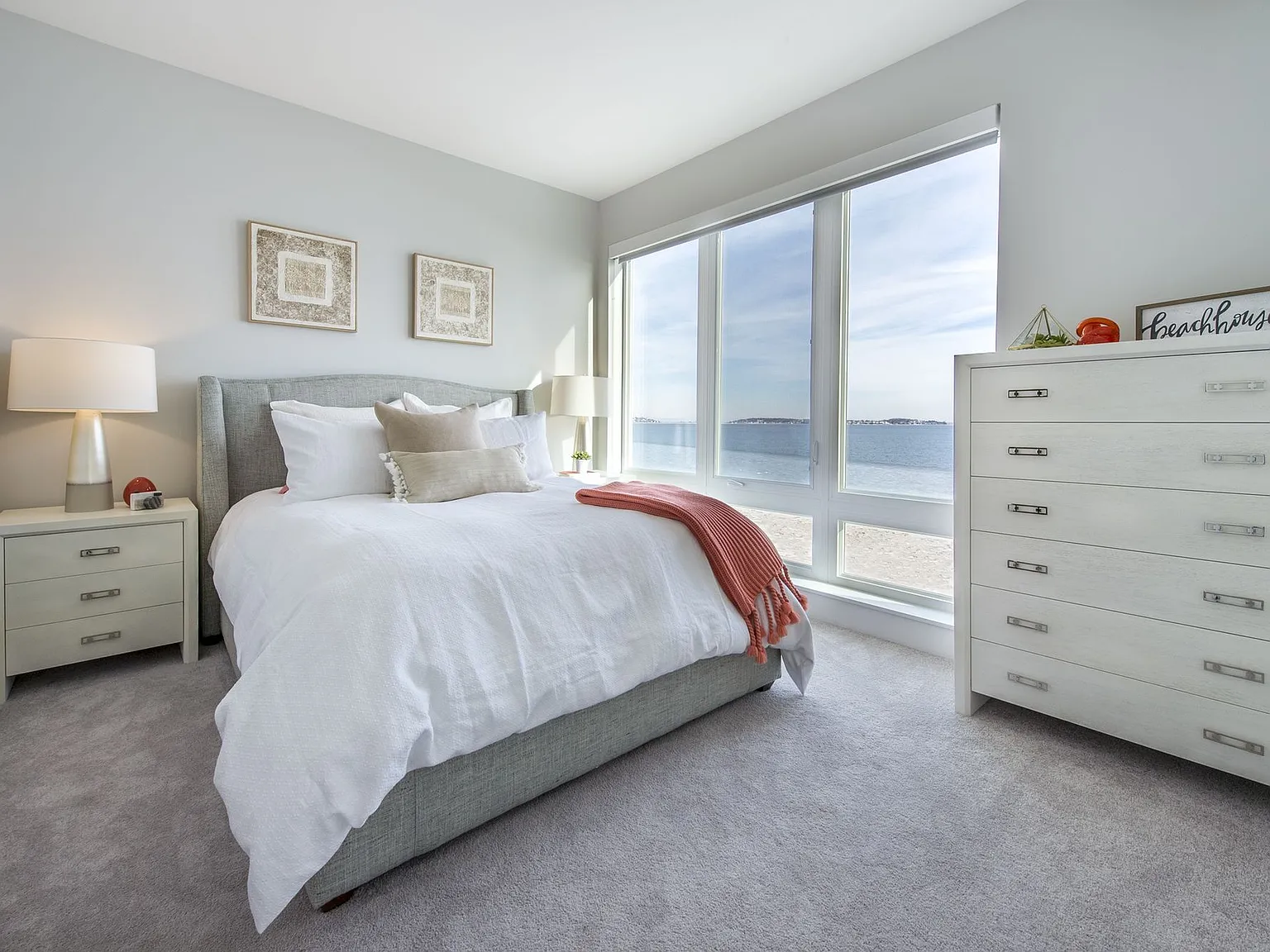Beach House Apartments — Photo 3