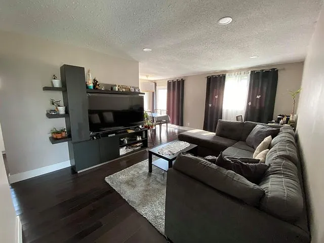 9908 Forest Glade Ct — Photo 6