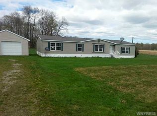 3876 Block Rd, Delevan, NY 14042