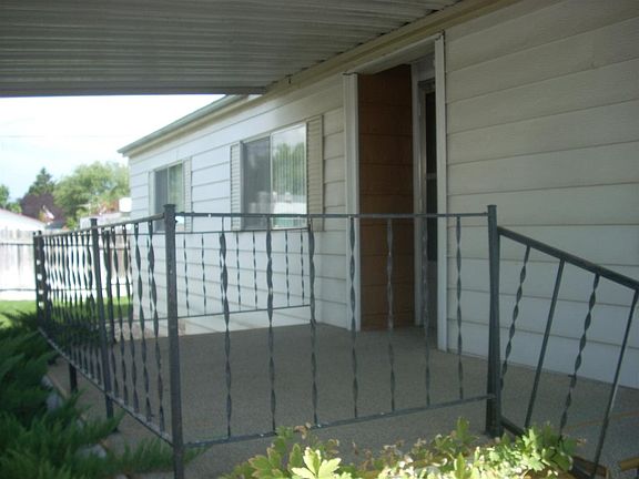 3rd image of 3480 N Dalton Ln