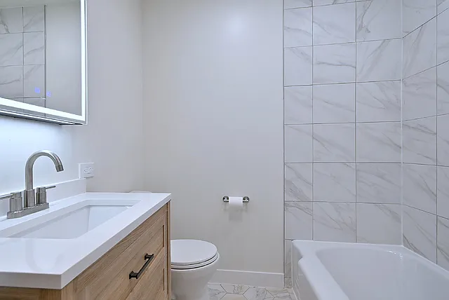3 bed, 1700 sqft, $3,000 — Photo 4