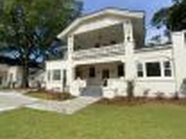 105 S Zetterower Ave APT 35, Statesboro, GA 30458