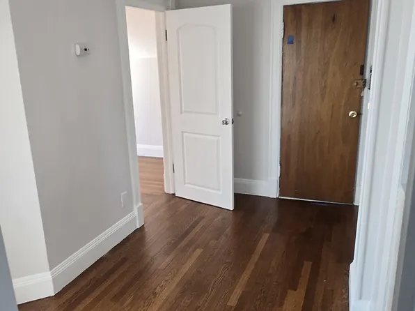 19 Primrose Ave Floor 3, Mount Vernon, NY 10552