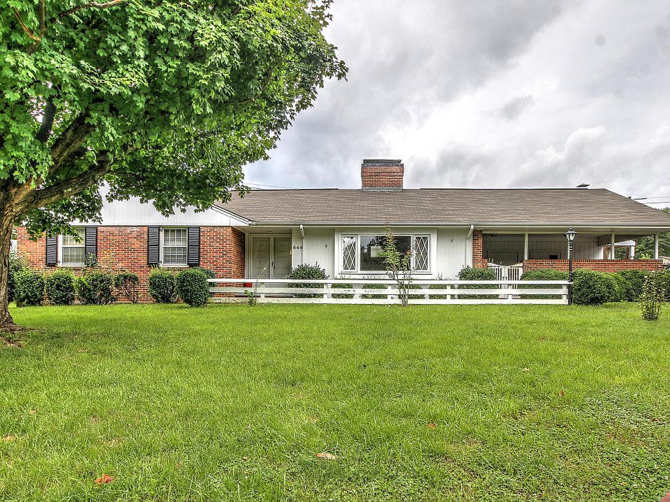 1st image of 649 Brookfield Dr