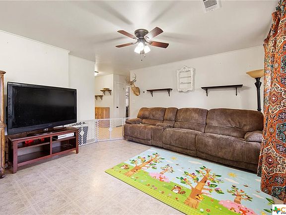 2nd image of 16 Wildwood Cir