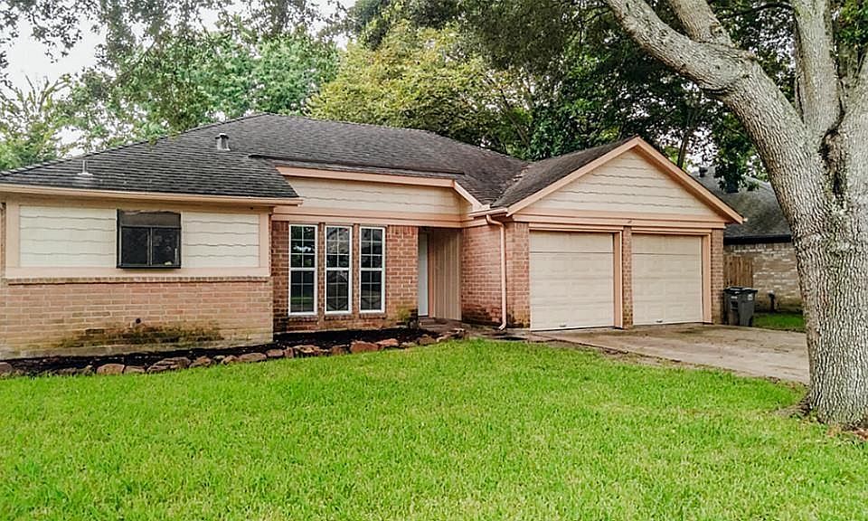 1st image of 5359 Pine Cliff Dr