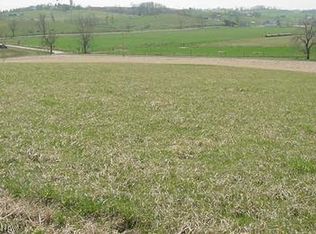 Rowe Rd, Sugarcreek, OH 44681