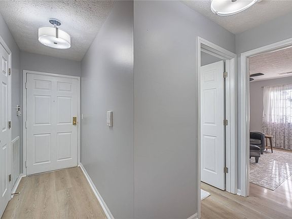 2nd image of 1655 Piper Ln #55-101