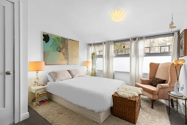 Rented by Corcoran | media 28