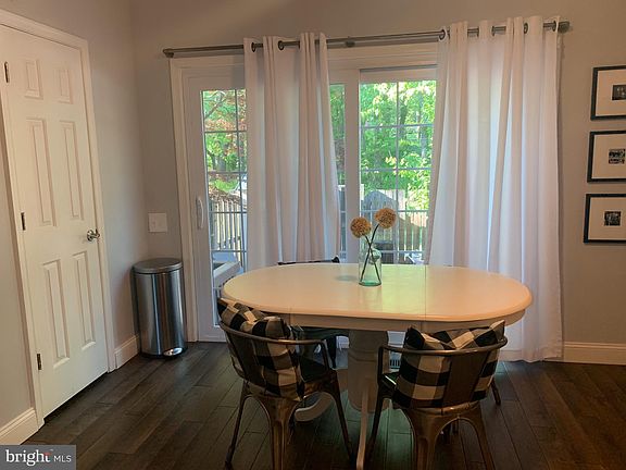 5th image of 7106 Tolliver St