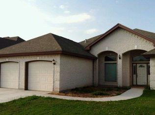 3900 Falcon Dr, Mission, TX 78572