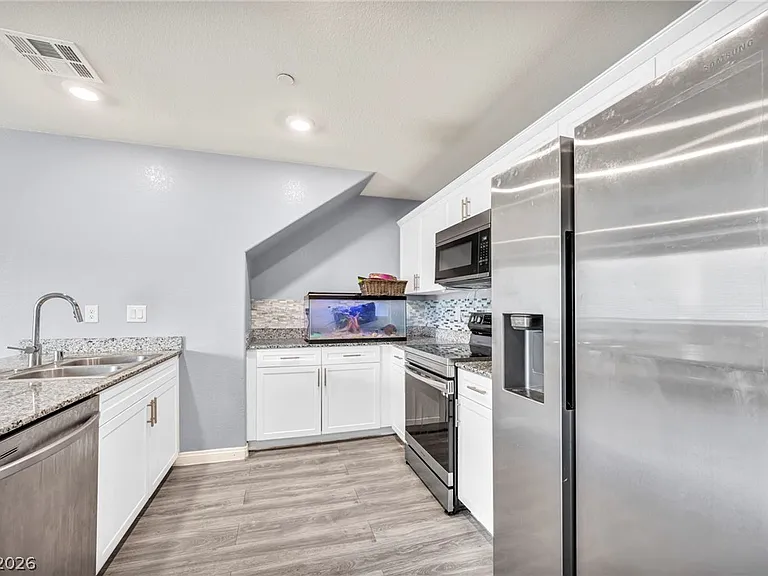 2645 Wimbledon White Ct — Photo 21