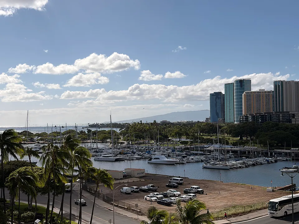 1690 Ala Moana Blvd #801