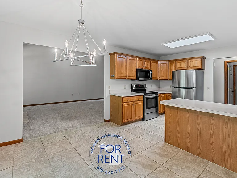 3263 Silverwood Dr #1 — Photo 13