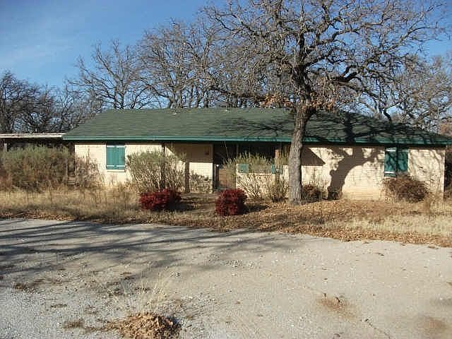 1st image of 800 County Road 3342