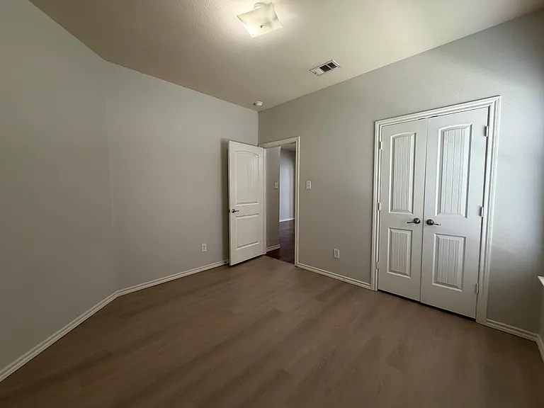 2105 Laurel Forest Dr — Photo 24