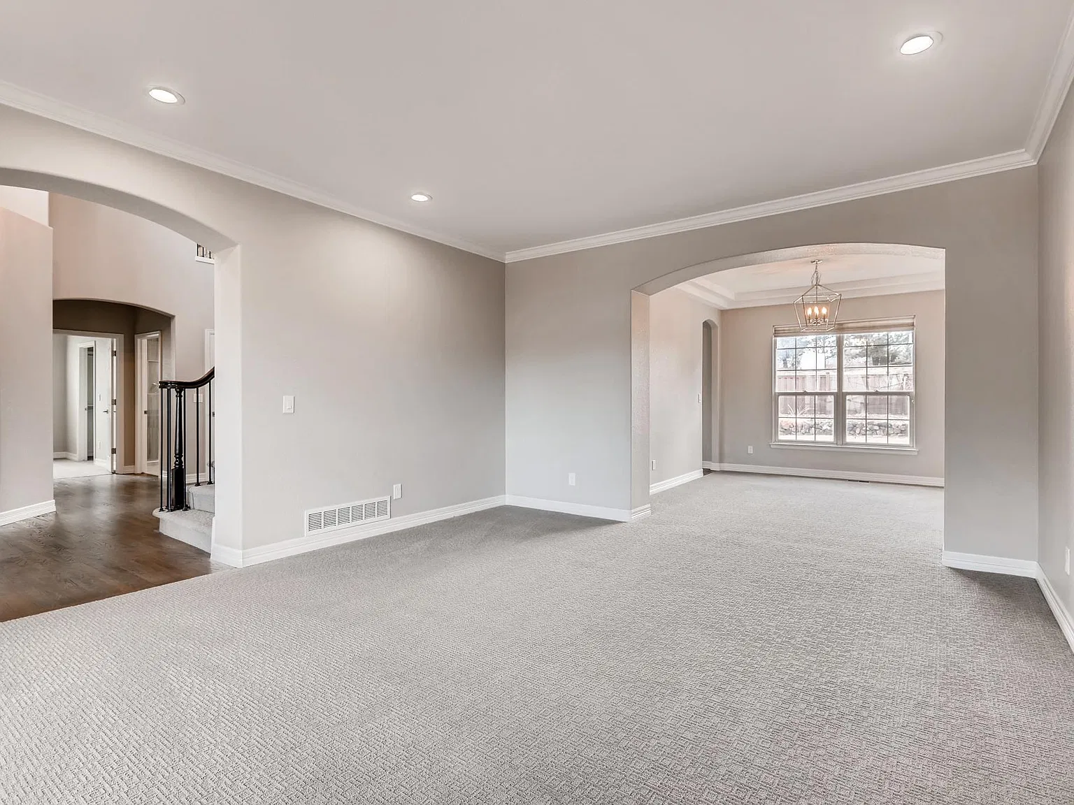 9833 Pebble Beach Ln — Photo 4