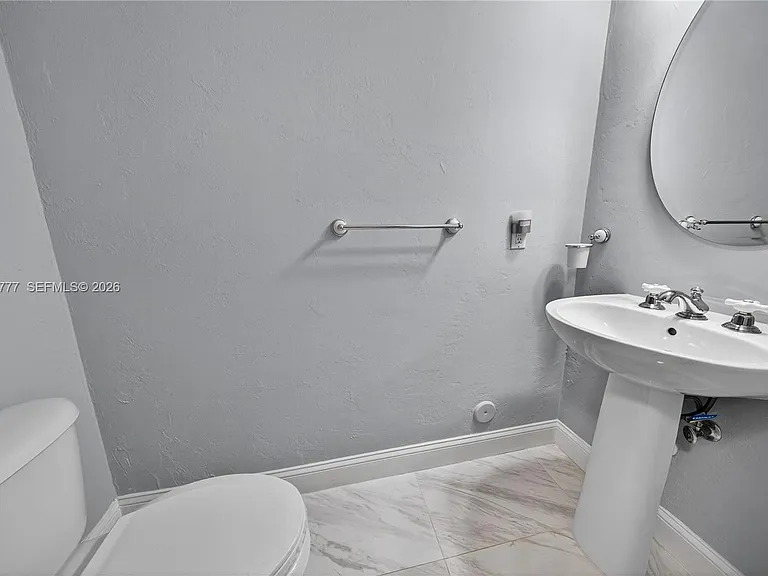 2801 Coral Shores Dr — Photo 32