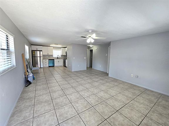 5th image of 5422 Amy Ln