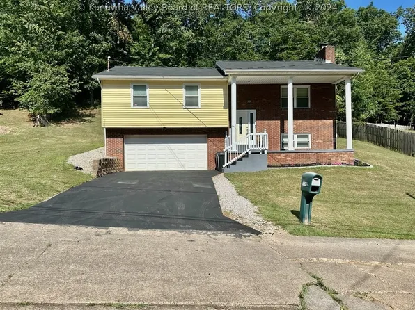 5012 Ann Lee Dr, Cross Lanes, WV 25313