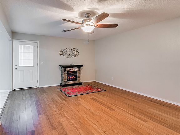 New Int. paint & light/fan