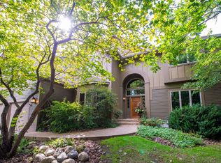 733 Hunters Cir, Hudson, WI 54016