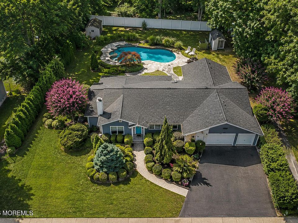 1st image of 19 Killington Drive
