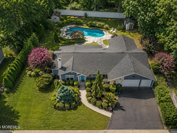 19 Killington Drive, Howell, NJ 07731